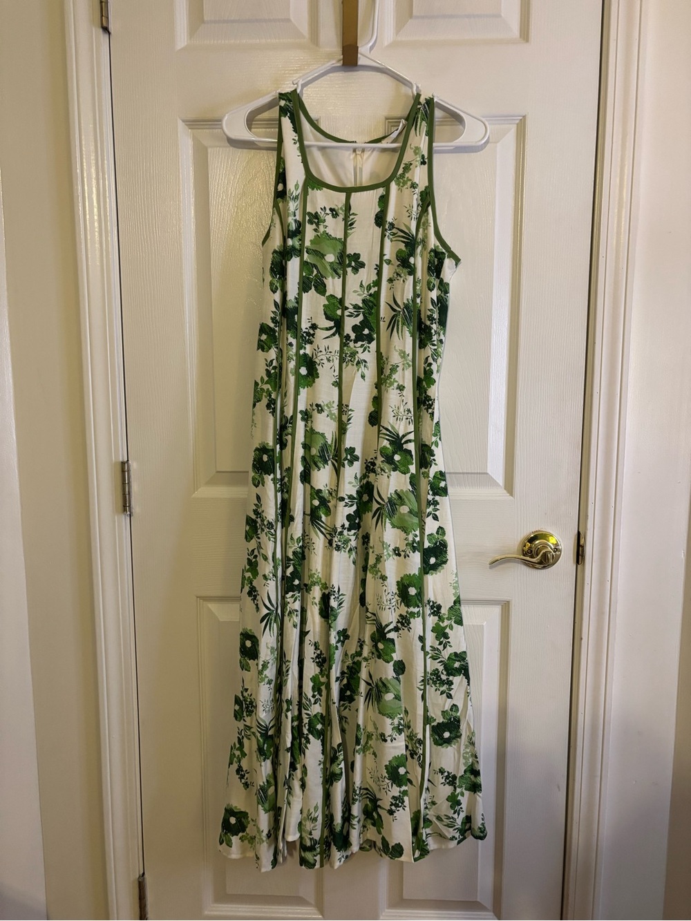 Sleeveless Green Floral Maxi Dress by